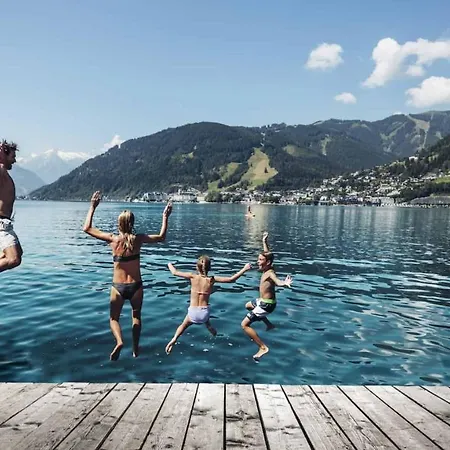 Lakeside Luxury Zell am See