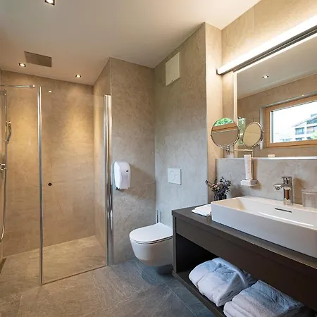 Apartment Lakeside Luxury Zell am See