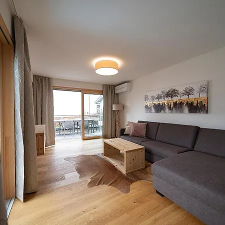 Apartment Lakeside Luxury *