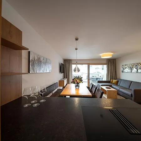 Apartment Lakeside Luxury