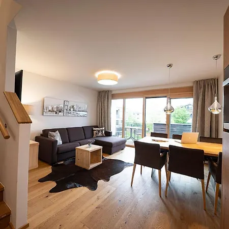 Apartment Lakeside Luxury Zell am See