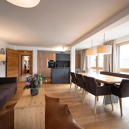 Lakeside Luxury Apartment