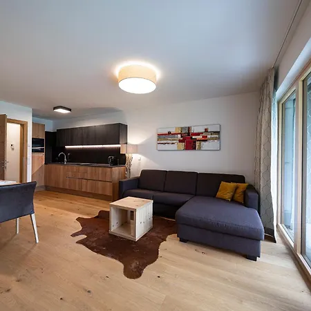 Lakeside Luxury Apartment Zell am See