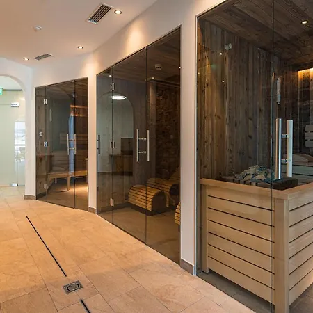 Lakeside Luxury Apartamento